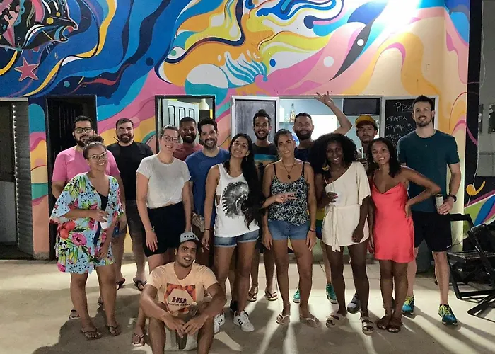 Farol Da Barra Suites E Hostel